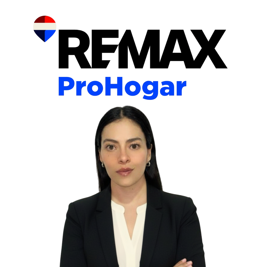 Lourdes Lizbeth Aviles Cruz, asesora inmobiliaria de RE/MAX ProHogar