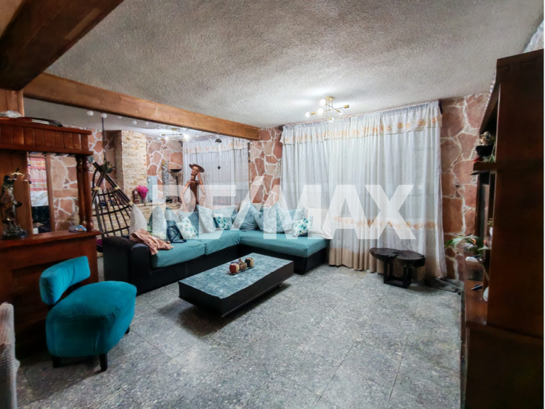 Casa en venta en Nezahualcoyotl