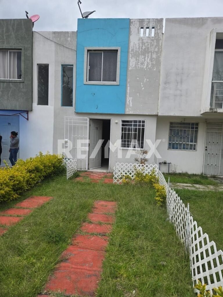 Casa de 2 recámaras en RENTA, Hacienda del Bosque, Tecámac, Edo Mex