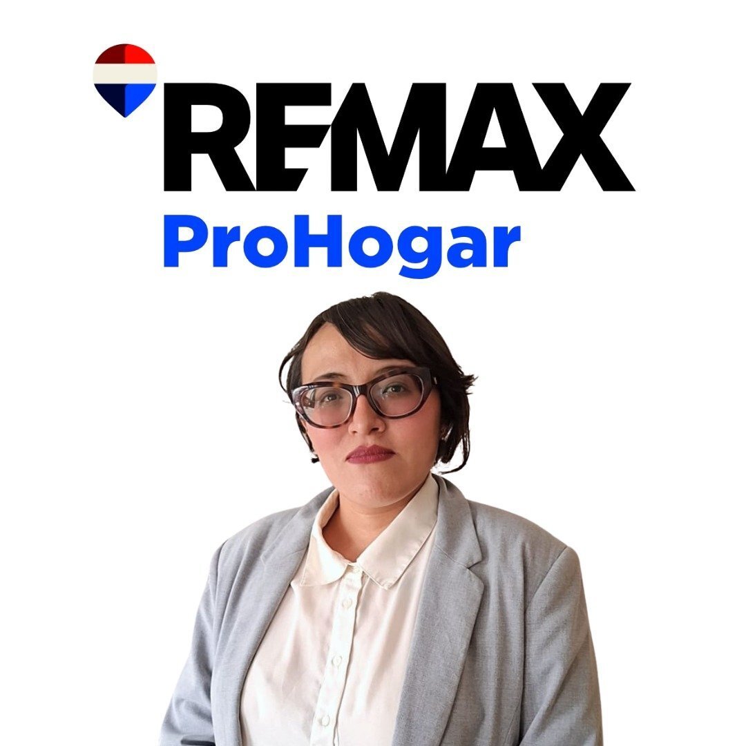 Fotografía oficial de Jacqueline García Varela, RE/MAX ProHogar